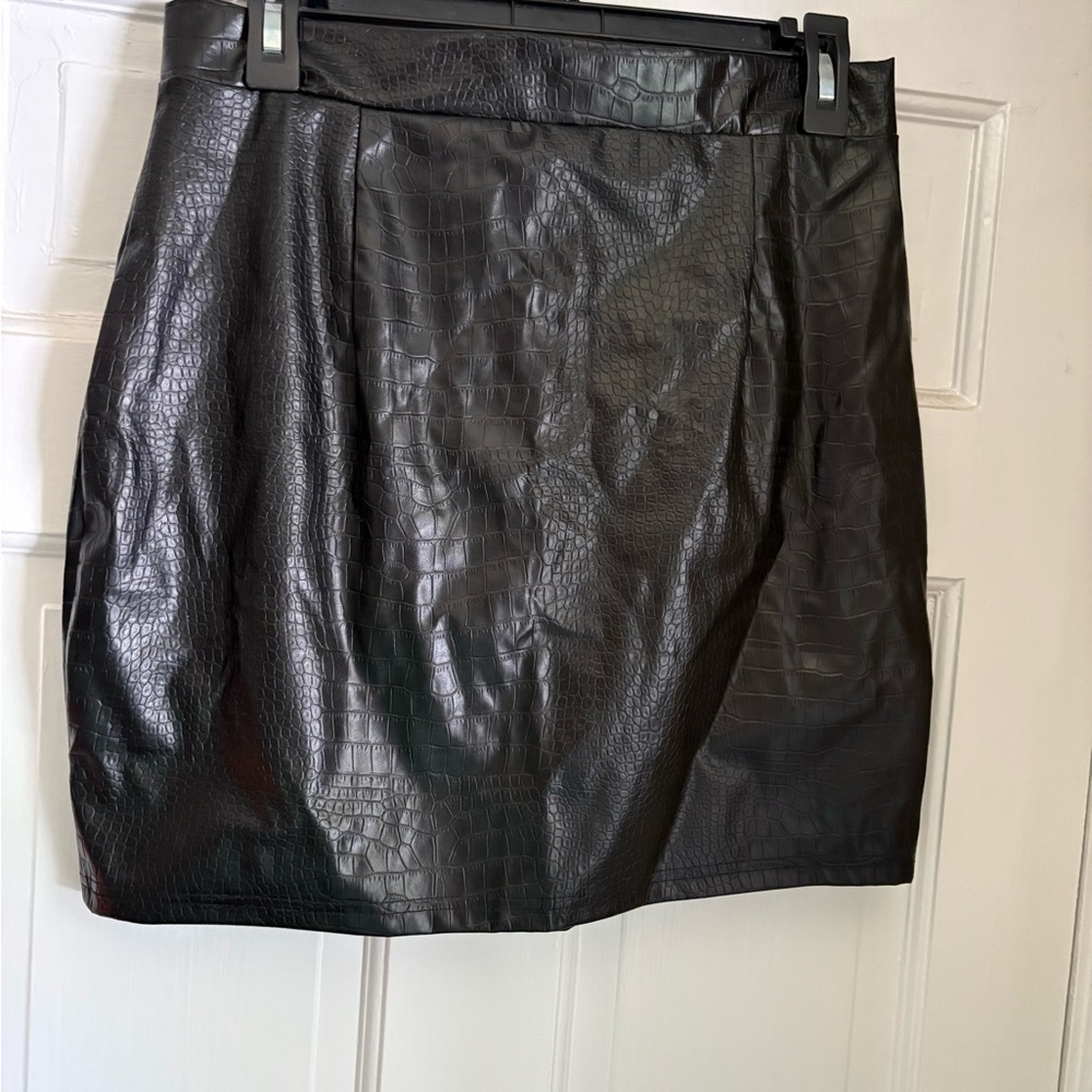 SHEIN Black Bubble Mini Skirt Night Out